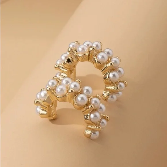 Faux Cluster Pearl Hoop - Picture 3 of 7